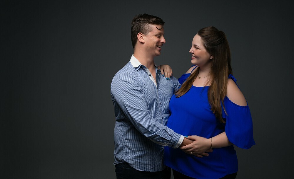 288 Portrait Happy Pregnant Couple Men Kissing Girl Stock Photos - Free &  Royalty-Free Stock Photos from Dreamstime